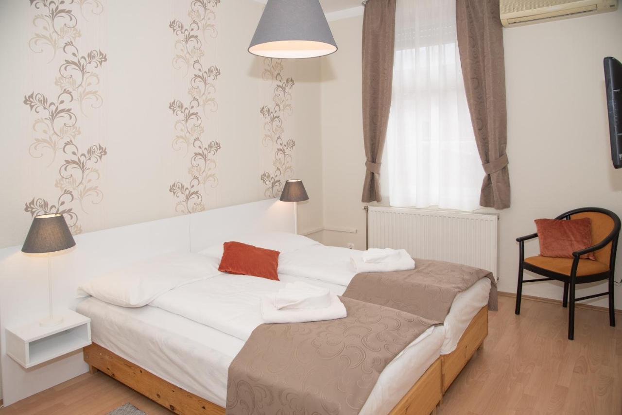 Astoria Panzio Bed and Breakfast Hévíz Eksteriør billede